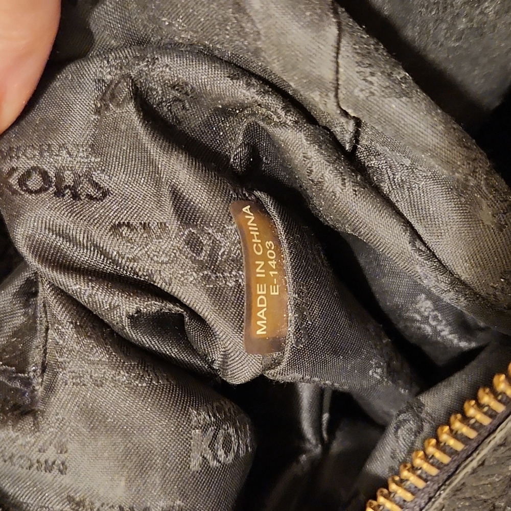 Michael Michael Kors, Black & Gold Satchel Purse - Picture 13 of 16